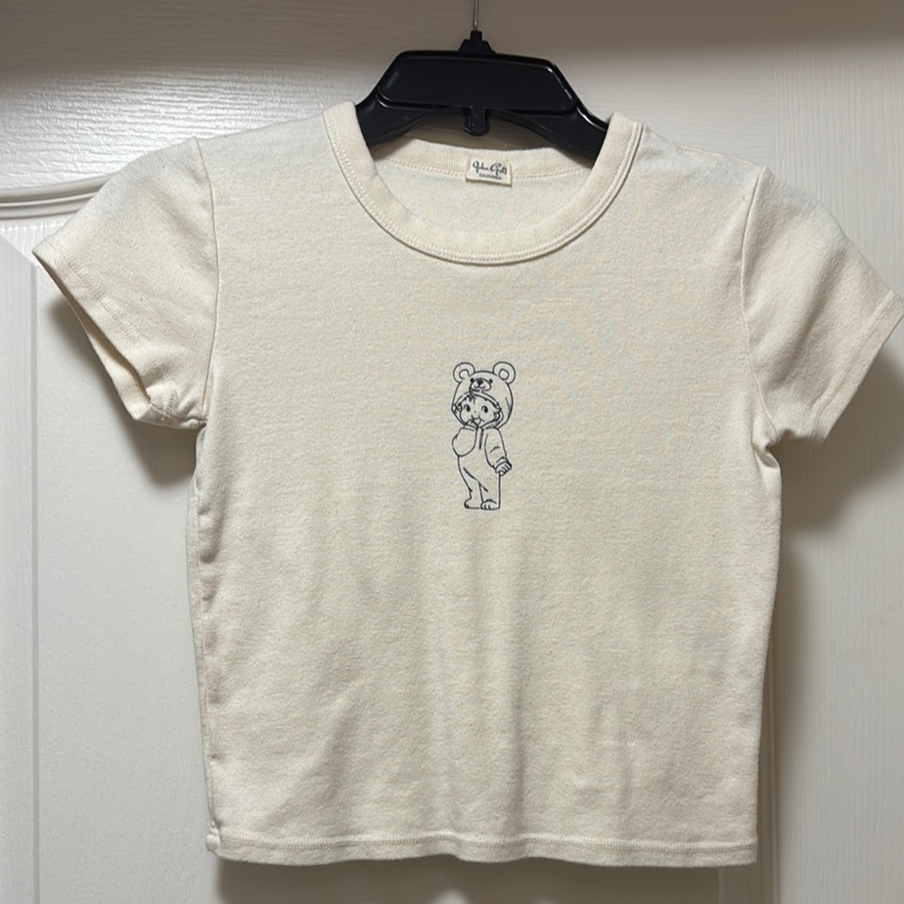 Brandy Melville Cream Short Sleeve Tee